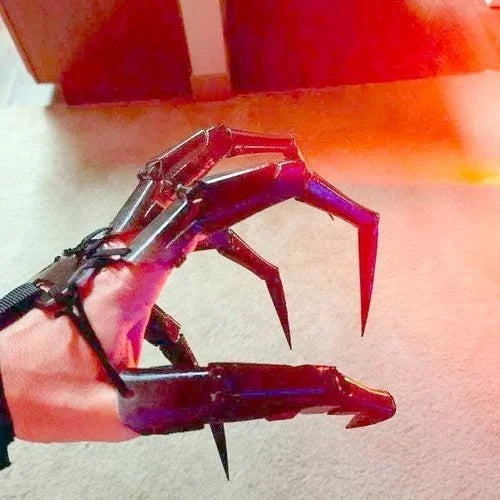 KlaueKratzer™ Design realistico delle unghie