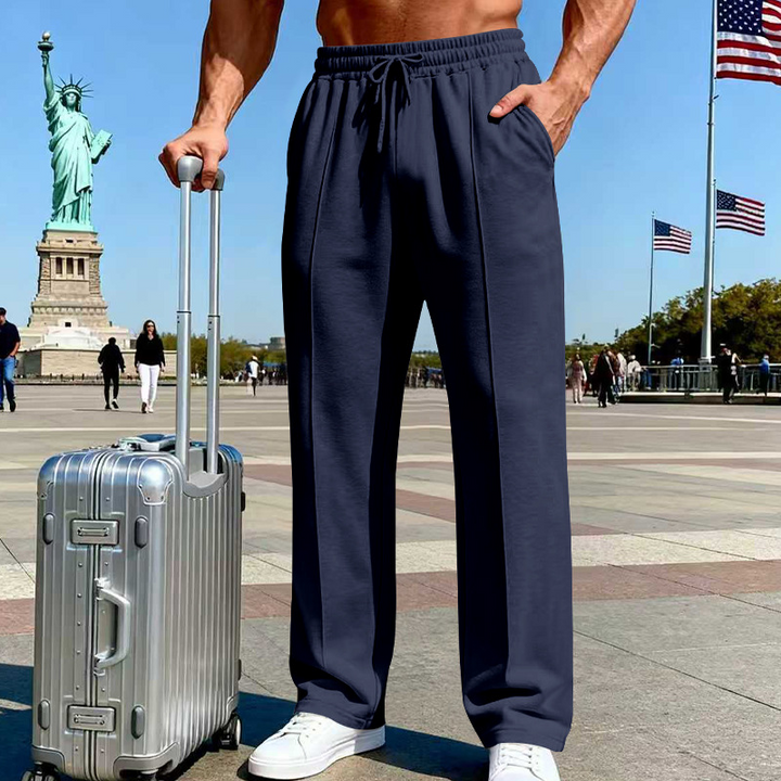 Herren Stretch-Hose mit geradem Bein | Atmungsaktive Freizeithose mit Kordelzug &amp; Taschen | Bequeme Relax-Fit Hose