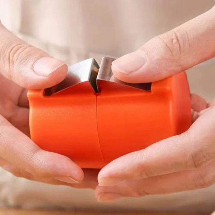 Egg Opener Kitchen Helper Silicone 2-piece Set | Opens eggs cleanly without shell residue | Dishwasher safe, compact 6.5×7 cm
