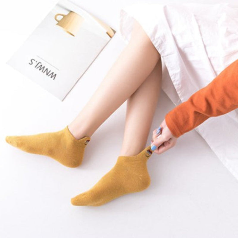 Colorful Socks with Smileys | Soft Cotton &amp; Non-Slip Fit | Blister-Friendly, Moisture-Regulating | 10-piece Set