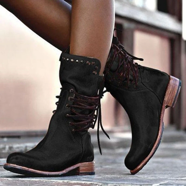 Helena™ Stylish, versatile support boots