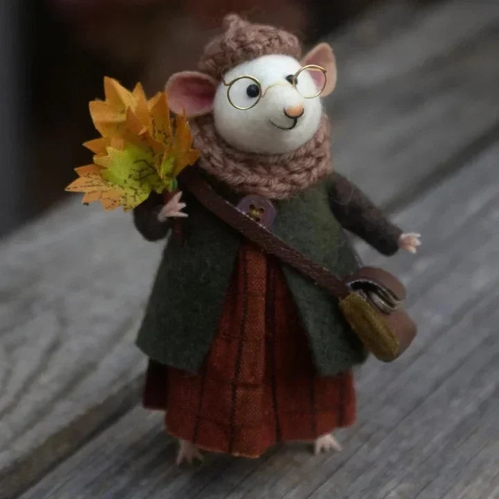 Handmade Felt Mouse | Christmas Decoration &amp; Gift Idea | Needle-Felted from Wool &amp; Fabric | Sustainable