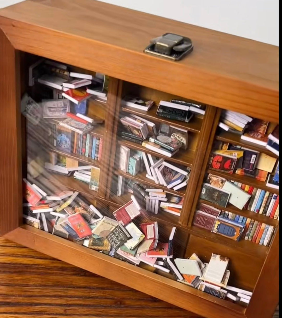 Miniature Wooden Bookshelf with Folded Mini Books | Handmade, Openable &amp; Reorganizable | Relaxing Gift for Book Lovers | 25×20×8 cm