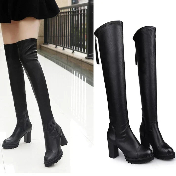 Damen Overknee Stiefel aus Kunstleder mit Blockabsatz | Hohe Stiefel mit robuster Profilsohle und schmalem Schaft für Herbst und Winter