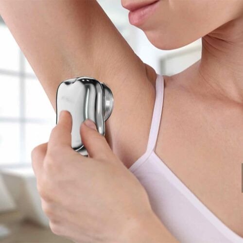 Portable electric shaver mini | 60 min battery &amp; USB charging | waterproof, thorough shave without pulling | travel shaver