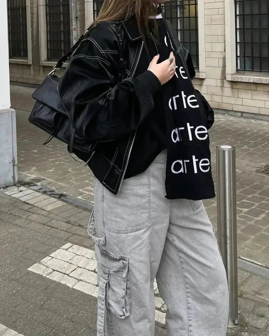 Damen Bomberjacke | Klassischer Blouson aus hochwertigem Kunstleder mit Reißverschluss und gerippten Bündchen