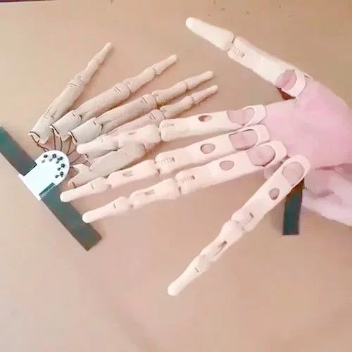 KlaueKratzer™ Design realistico delle unghie