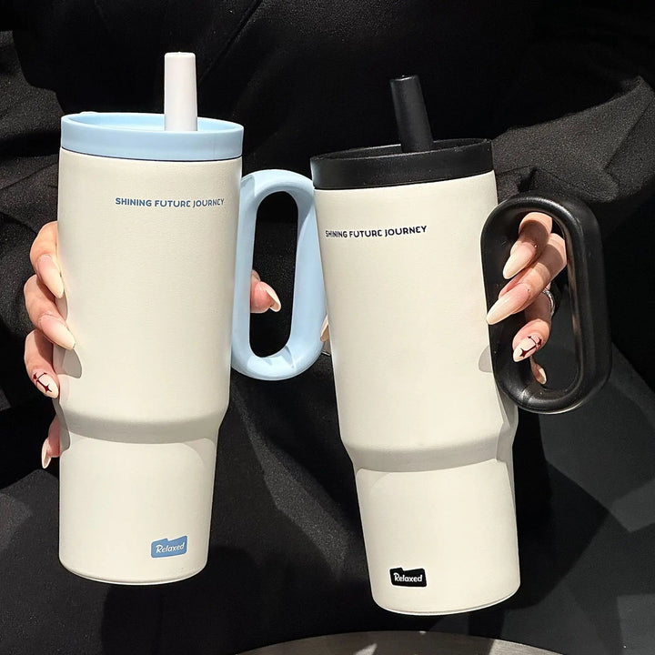 Edelstahl Trinkflasche 750 ml | Vakuumisoliert mit Strohhalm &amp; Griff für Alltag, Reisen und Outdoor