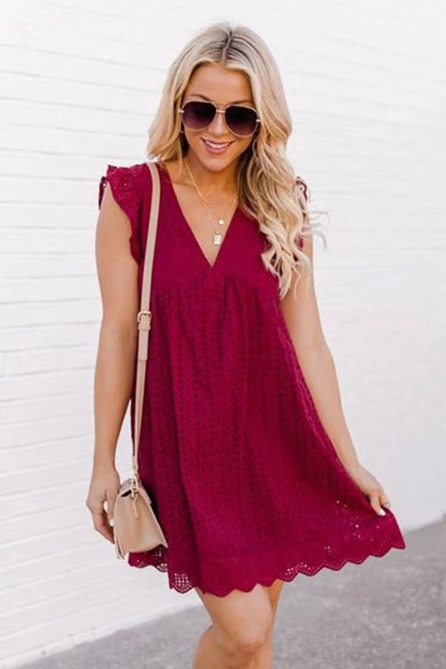 Romper im Kleid-Look aus Baumwolle mit Lochsaum | V-Ausschnitt &amp; Rüschenärmel | Taschen &amp; Shorts-Futter | leicht &amp; feminin | XS–3XL