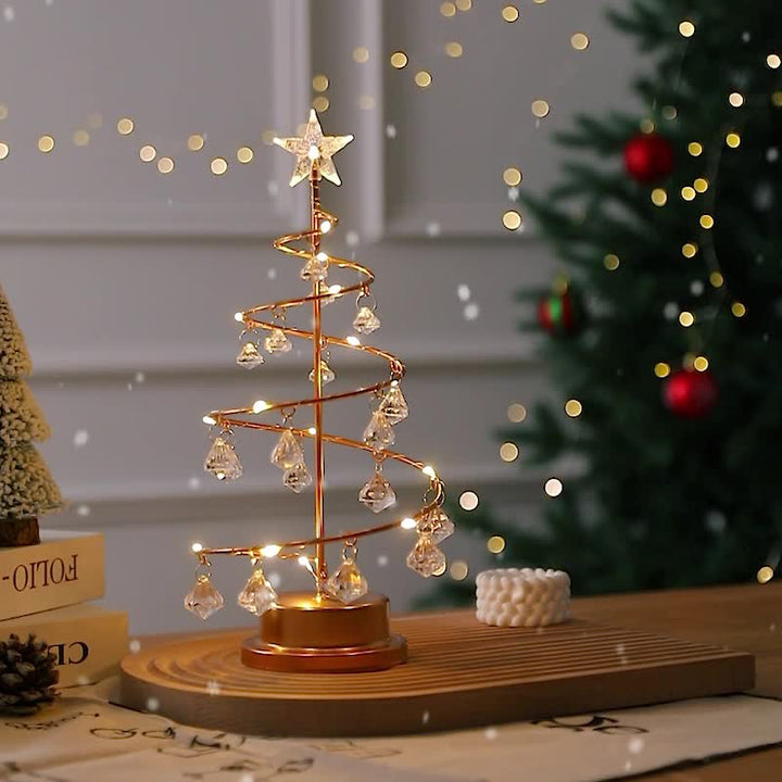 Beleuchteter Weihnachtsbaum mit Kristallanhängern | Warmweißer Deko-Baum aus Metall in Spiralform für Tisch und Regal