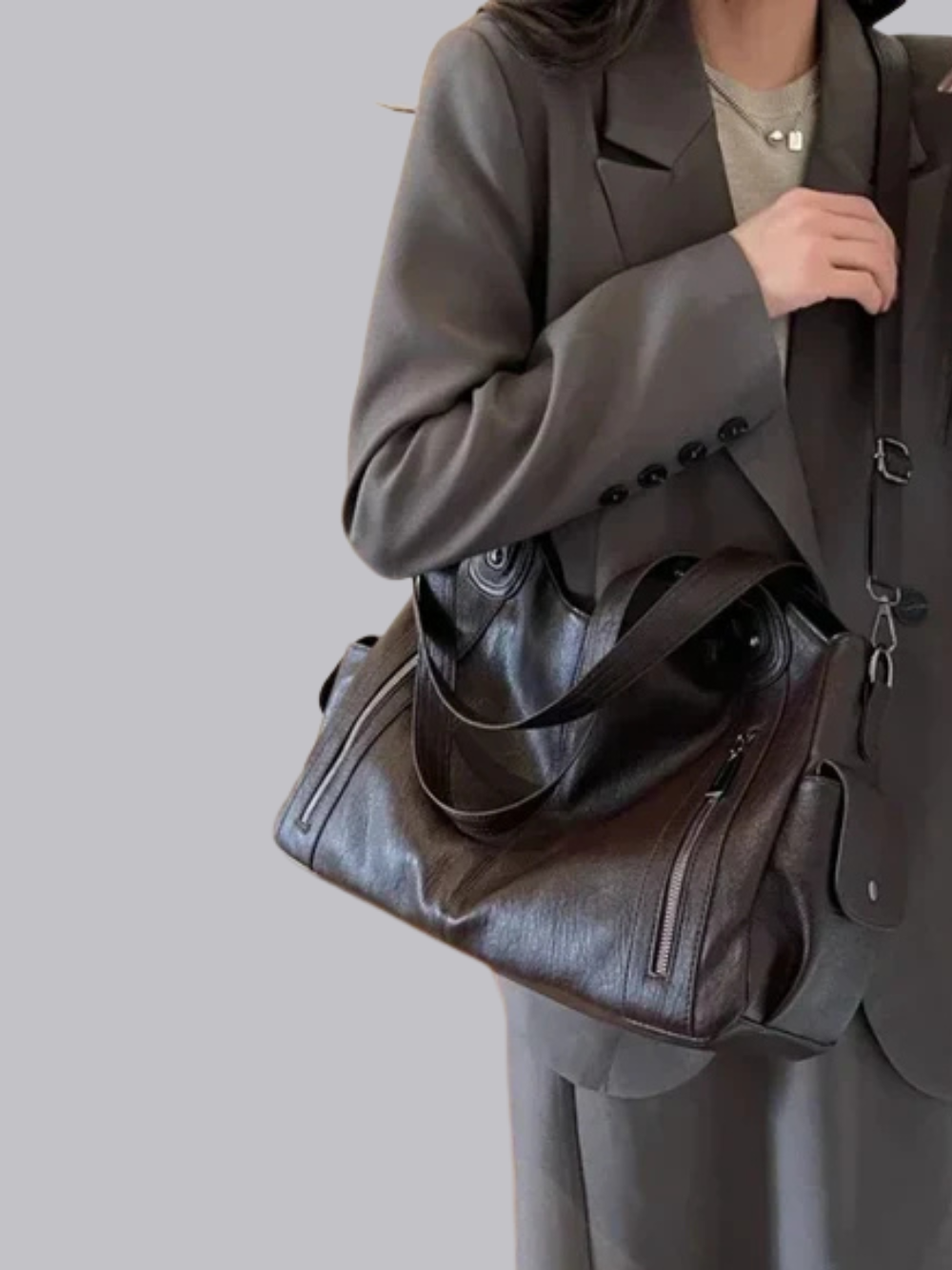 Damen Schultertasche | Große Umhängetasche aus veganem Kunstleder mit Reißverschluss und Laptopfach
