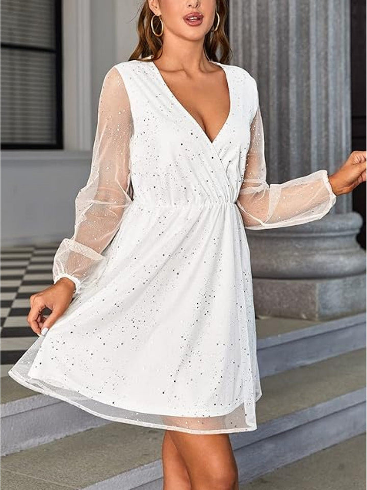 Damen Paillettenkleid mit V-Ausschnitt | Schwarzes Abendkleid mit transparentem Mesh, langen Ärmeln und glitzernden Details