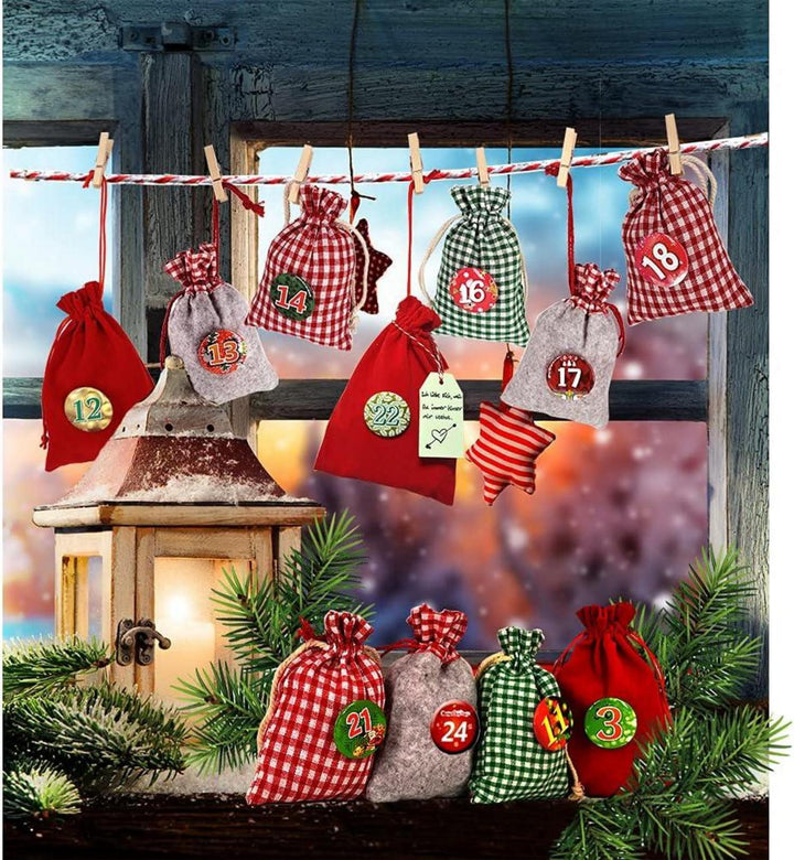 Adventskalender zum Befüllen mit 24 XXL Stoffsäckchen | Wiederverwendbares Set mit Zahlen, Holzklammern und 4 m Kordel