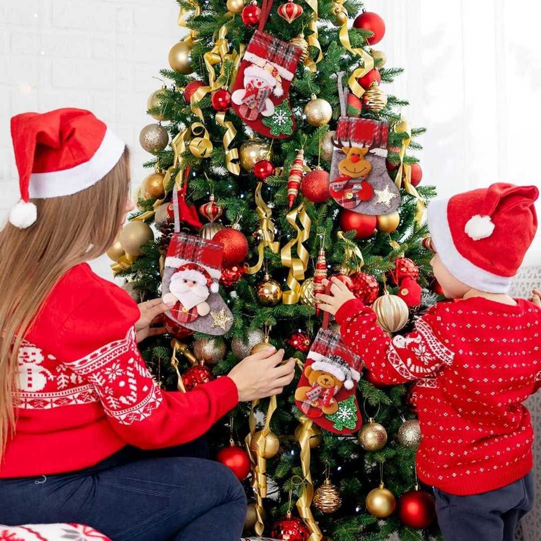Nikolausstrümpfe Kinder 4er Set 17 x 13 cm | Weihnachtsstrümpfe aus Leinen mit 3D-Weihnachtsmotiven zum Befüllen und Aufhängen