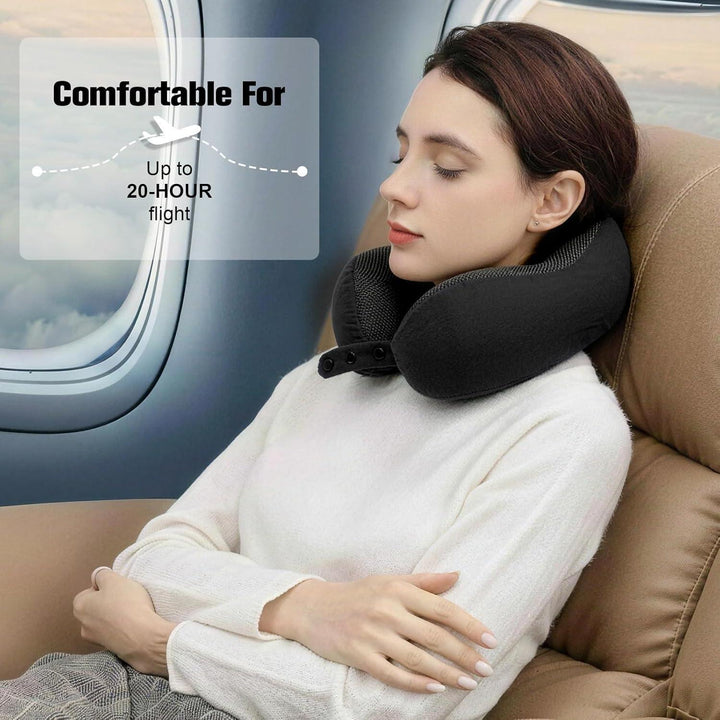 Nackenkissen Memory Foam Schwarz für Flugzeug und Auto | Verstellbares Reisekissen mit waschbarem Bambusbezug und Reisezubehör