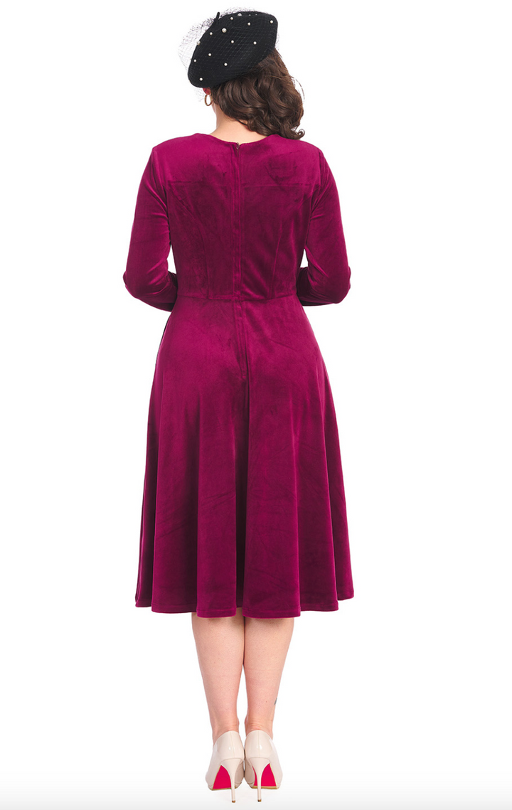 Damen Samtkleid in großen Größen | Elegantes Swingkleid mit herzförmigem Ausschnitt, Dreiviertelärmeln und elastischer Passform