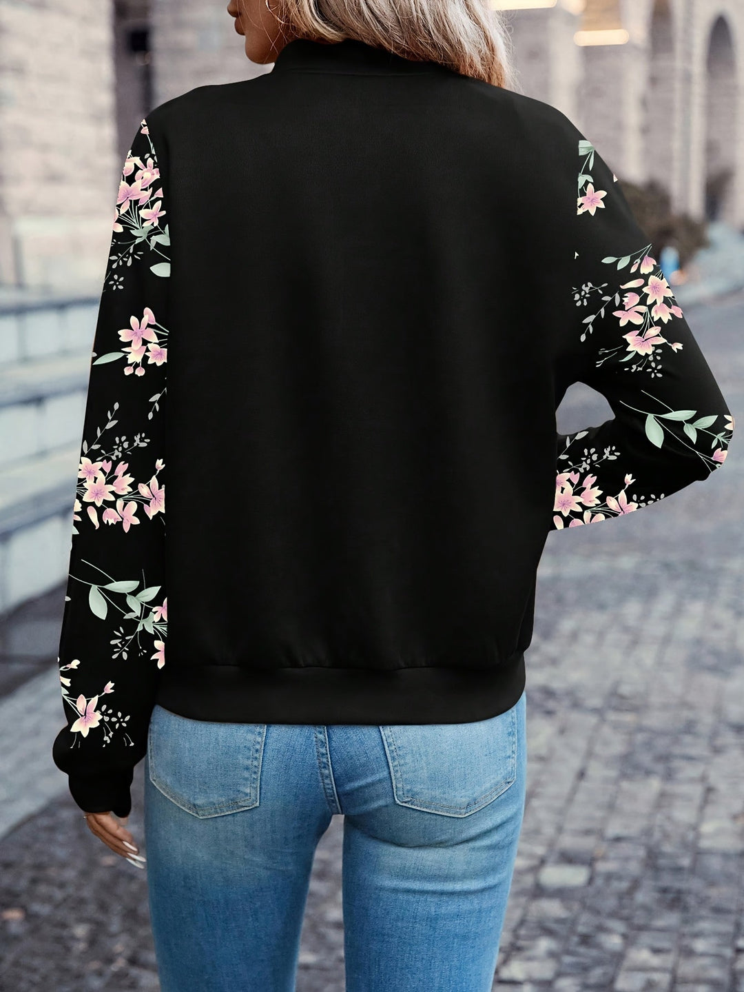 Damen Bomberjacke mit Blumenmuster und Reißverschluss | Leichte Frühlingsjacke mit Baseballkragen und femininem Schnitt für Alltag und Büro