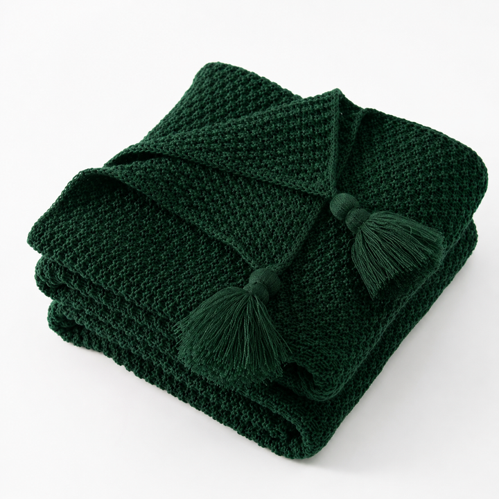 Wolldecke 130 × 160 cm | Gestrickte Kuscheldecke aus 100 % Wolle mit Quasten und dekorativen Kugeln