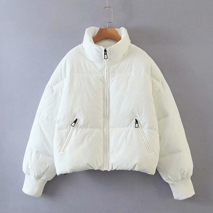 Damen Pufferjacke | Leichte Steppjacke mit tailliertem Schnitt, wärmender Fütterung und praktischen Taschen für Alltag und Freizeit