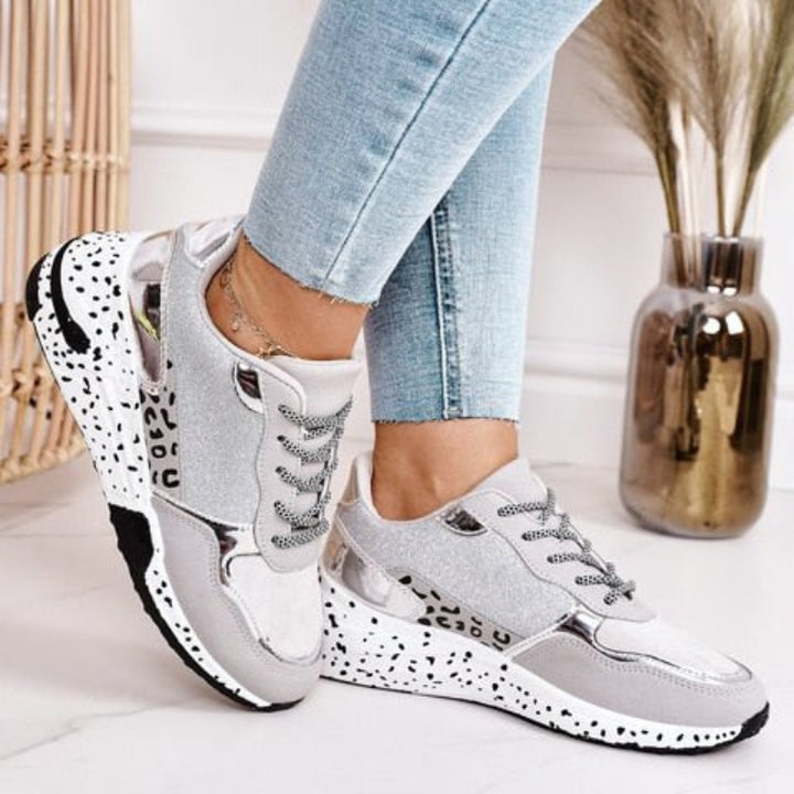 Women’s orthopedic sneakers with cushioning &amp; insole | Non-slip rubber sole | Gold/Silver | Esme