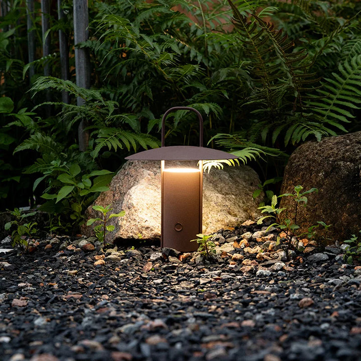 TerraBeam™ Die perfekte Lampe für den Garten! USB wiederaufladbar + 3 Farben &amp; 3-stufig dimmbar