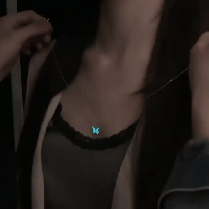 FlutteryCharm™ Delicate, stylish accessory
