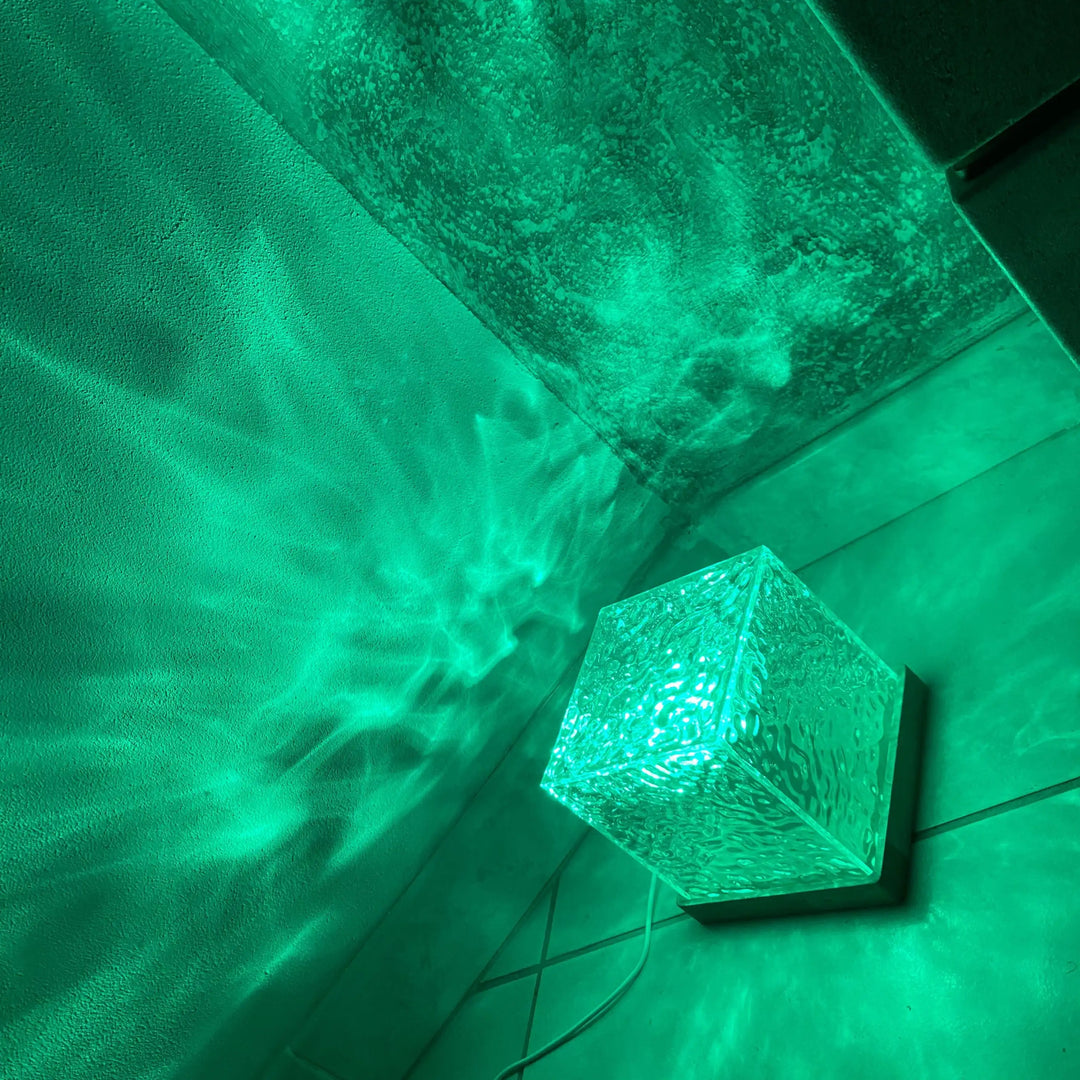 LED Cube | Stimmungsvolle RGB-Beleuchtung | Entspannendes Wasserwellendesign