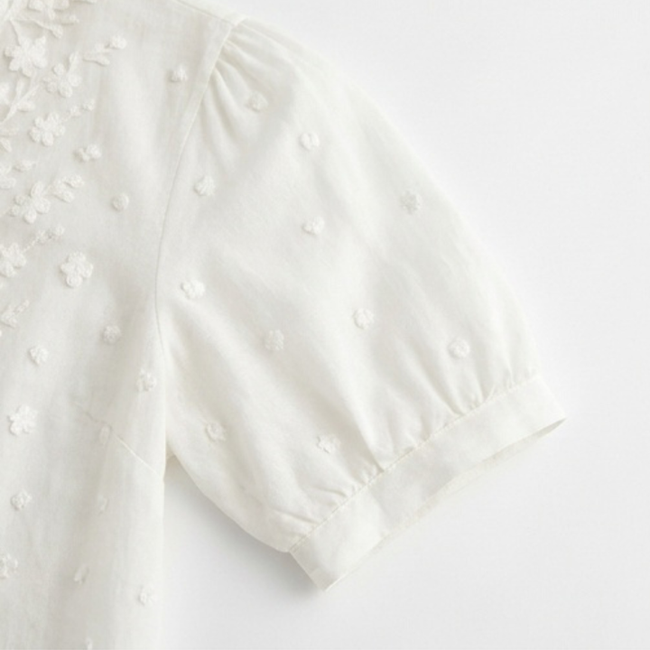 Damen Bluse mit Stickerei | Florale Details, Knopfleiste und atmungsaktiver Stoff für Alltag, Büro und Freizeit