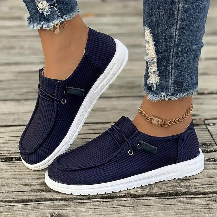 Damen Slip-On Schuhe | Bequeme Freizeitschuhe zum Hineinschlüpfen für Alltag, Büro, Reisen &amp; Freizeit