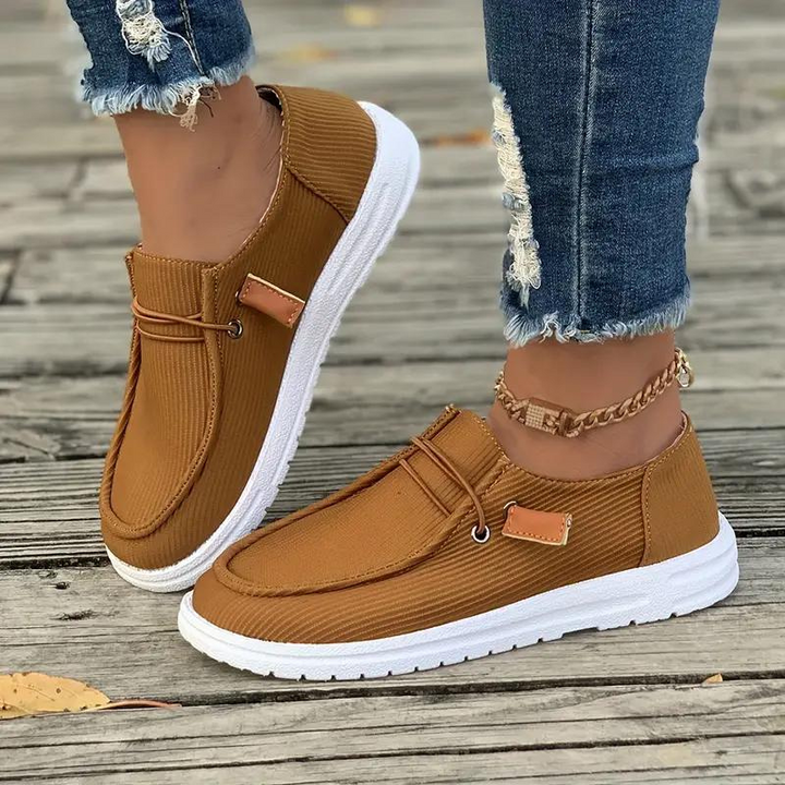 Damen Slip-On Schuhe | Bequeme Freizeitschuhe zum Hineinschlüpfen für Alltag, Büro, Reisen &amp; Freizeit