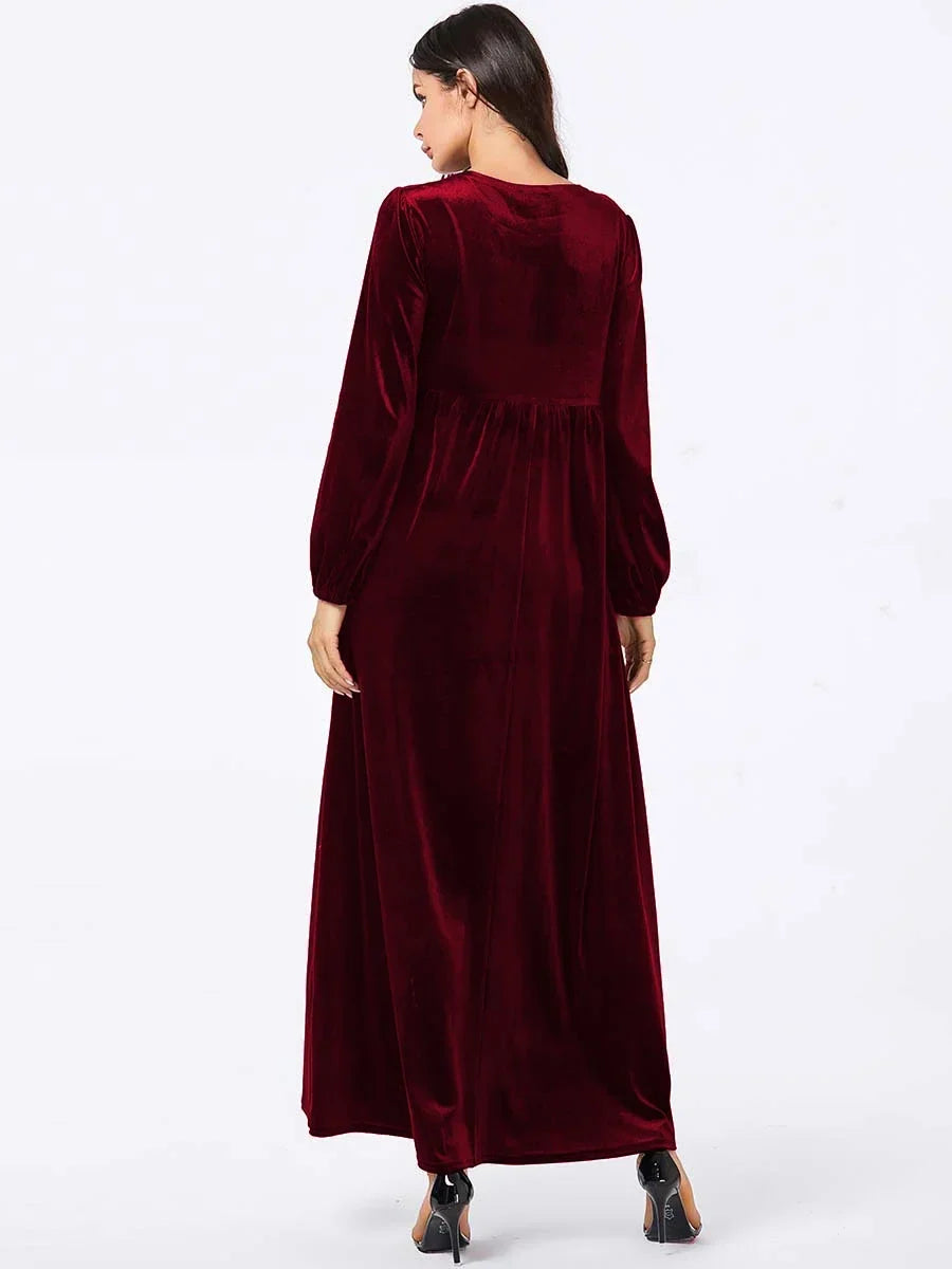 Damen Samt Maxikleid in großen Größen | Elegantes Abendkleid mit hoher Empire-Taille, langen Ärmeln und weich fallendem Stoff