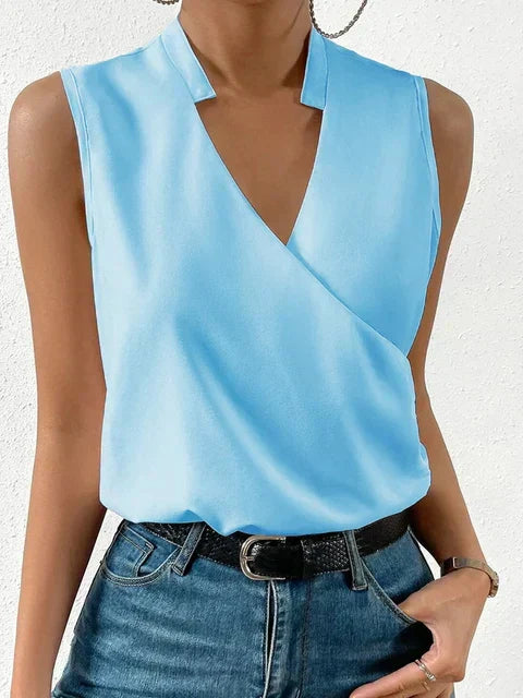 Chiara™ Flattering overlapping design
