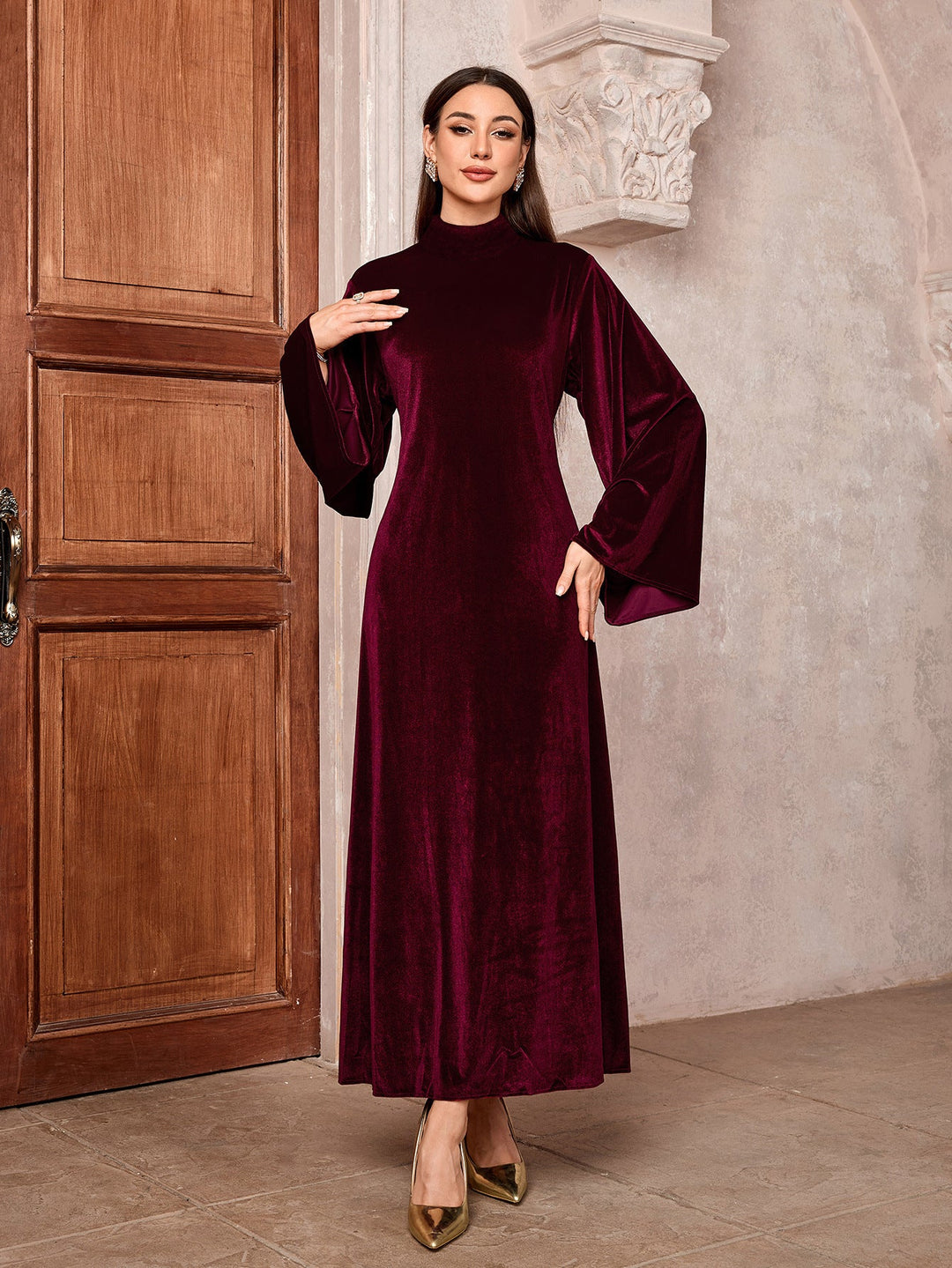 Damen Maxikleid | Elegantes langes Kleid mit Stehkragen, weiten Glockenärmeln und fließender Passform für festliche Anlässe