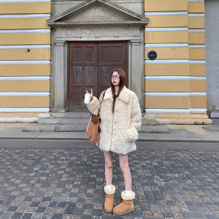 Damen Kunstfellmantel Oversize mit Teddy-Optik | Flauschiger Wintermantel mit Stehkragen und tiefen Eingrifftaschen für kalte Tage