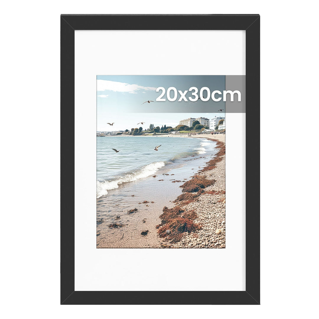Bilderrahmen A4 im 3er Set aus PVC | Schwarze Fotorahmen zum Aufhängen und Aufstellen | Mit Wandhaken für Fotos und Kunstdrucke