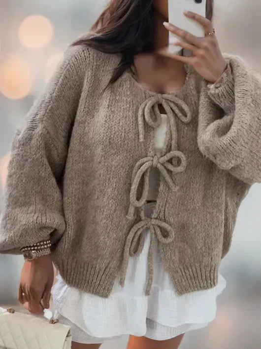 Leila™ Zeitloser Cardigan-Charme