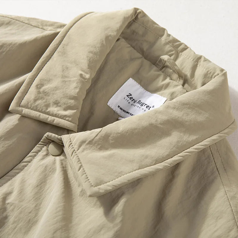 Herren Windbreaker-Mantel im Vintage-Stil | Leichter windabweisender Übergangsmantel mit Knopfleiste und Seitentaschen für Alltag