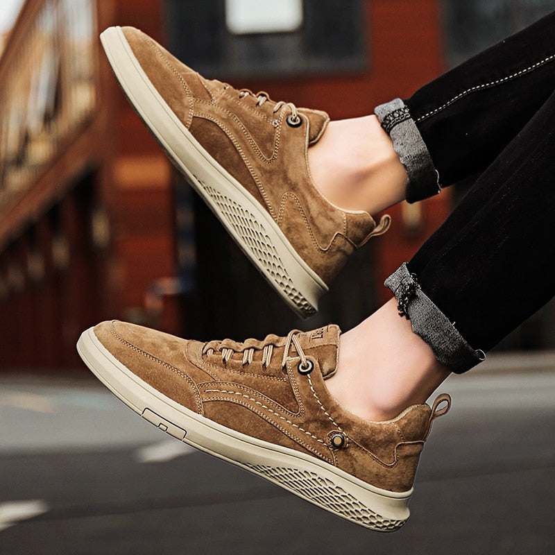 Damen Wildleder-Sneaker mit gepolsterter Innensohle | Bequeme Low-Top-Schuhe mit atmungsaktiven Einsätzen und robuster Gummisohle