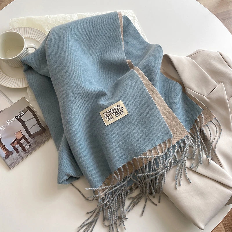 Damen Pashmina Schal mit Fransen | Weicher langer Wickelschal mit glatter Oberfläche und vielseitiger Trageform für Herbst und Winte