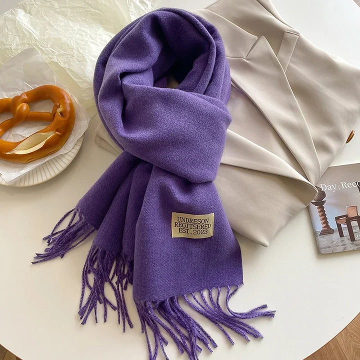 Damen Pashmina Schal mit Fransen | Weicher langer Wickelschal mit glatter Oberfläche und vielseitiger Trageform für Herbst und Winte