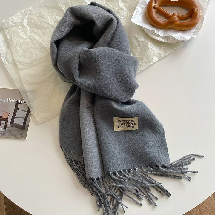 Damen Pashmina Schal mit Fransen | Weicher langer Wickelschal mit glatter Oberfläche und vielseitiger Trageform für Herbst und Winte