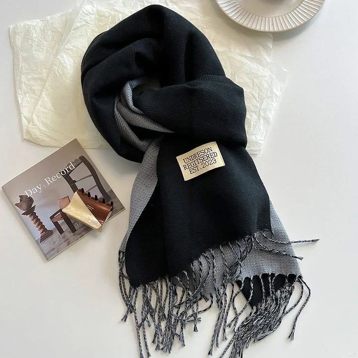 Damen Pashmina Schal mit Fransen | Weicher langer Wickelschal mit glatter Oberfläche und vielseitiger Trageform für Herbst und Winte