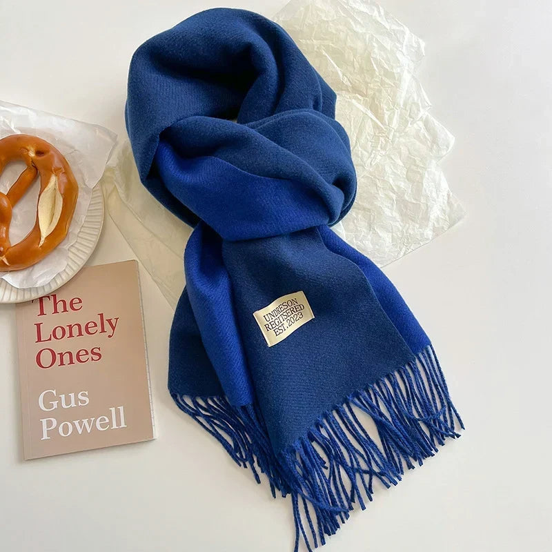 Damen Pashmina Schal mit Fransen | Weicher langer Wickelschal mit glatter Oberfläche und vielseitiger Trageform für Herbst und Winte