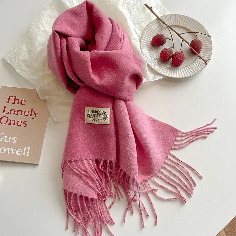 Damen Pashmina Schal mit Fransen | Weicher langer Wickelschal mit glatter Oberfläche und vielseitiger Trageform für Herbst und Winte