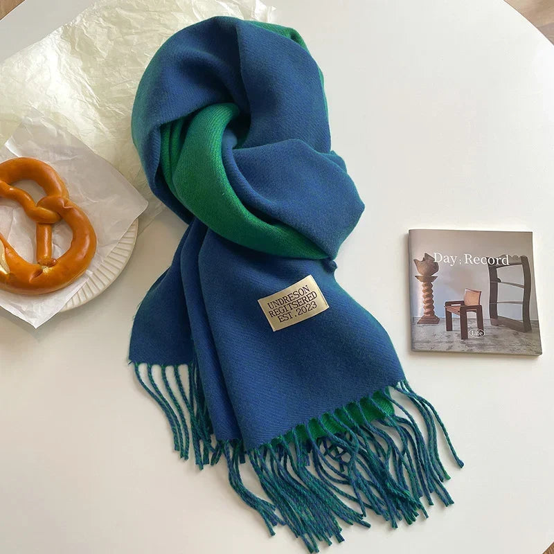 Damen Pashmina Schal mit Fransen | Weicher langer Wickelschal mit glatter Oberfläche und vielseitiger Trageform für Herbst und Winte