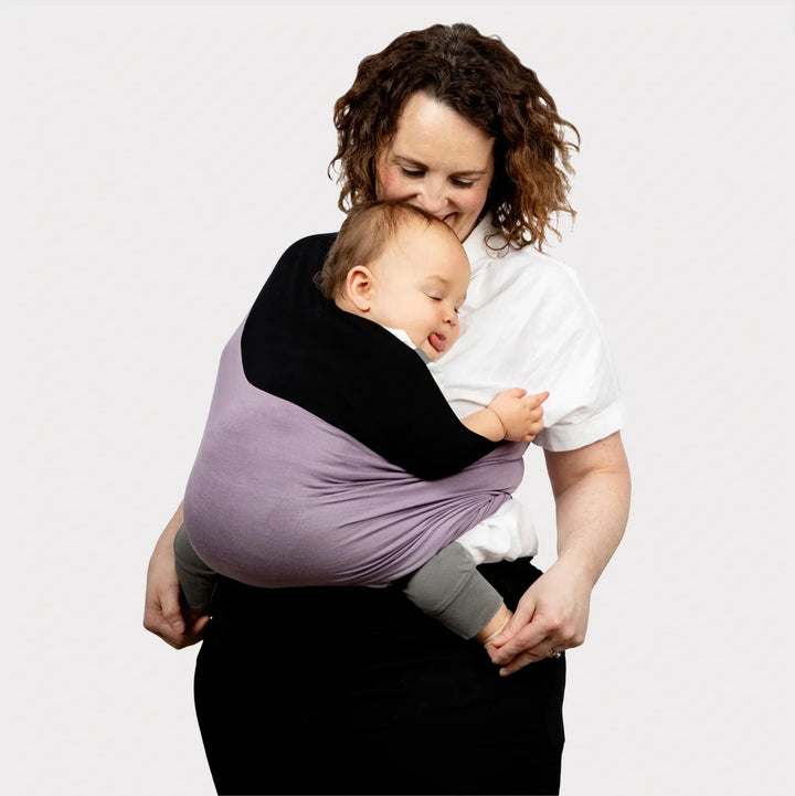 Baby carrier made of organic cotton | Hands-free, soft &amp; breathable | Buckle-free, flexible for multiple carrying positions