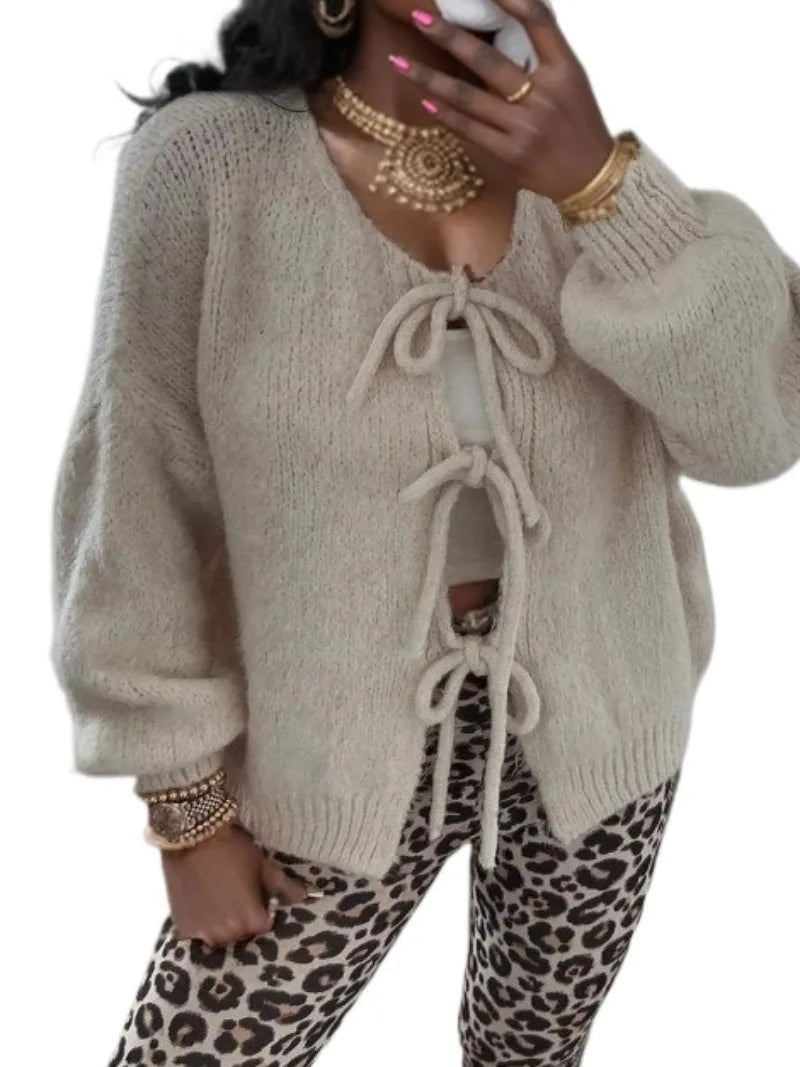 Leila™ Zeitloser Cardigan-Charme