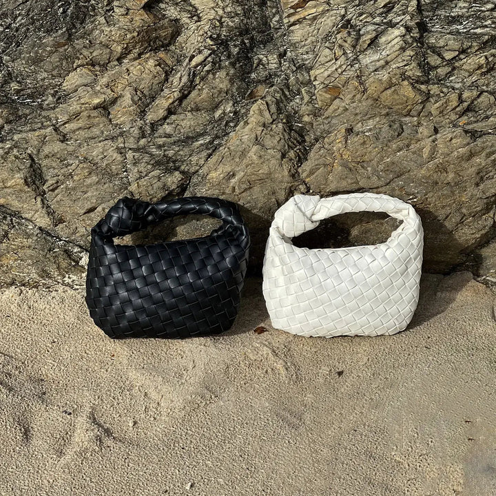 Dámska crossbody taška | Pletený dizajn | Vegánska koža a strieborné detaily | MiniTextil