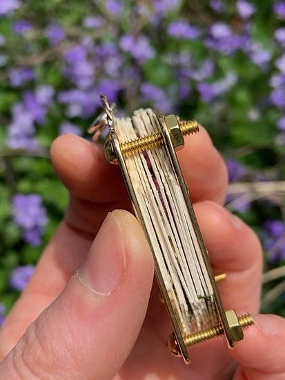 Mikro-Blumenpresse | Handgefertigt aus Silber &amp; Messing | Inkl. 10 Blätter Herbarium-Papier