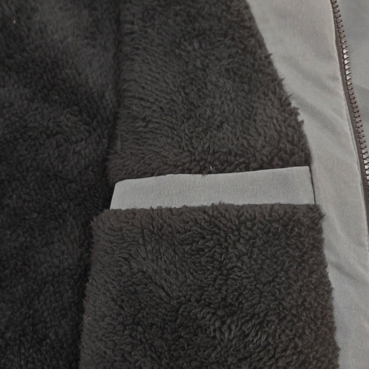 Herren Winterjacke | Thermojacke mit wattiertem Innenfutter, abnehmbarer Kapuze und wetterbeständiger Außenschicht